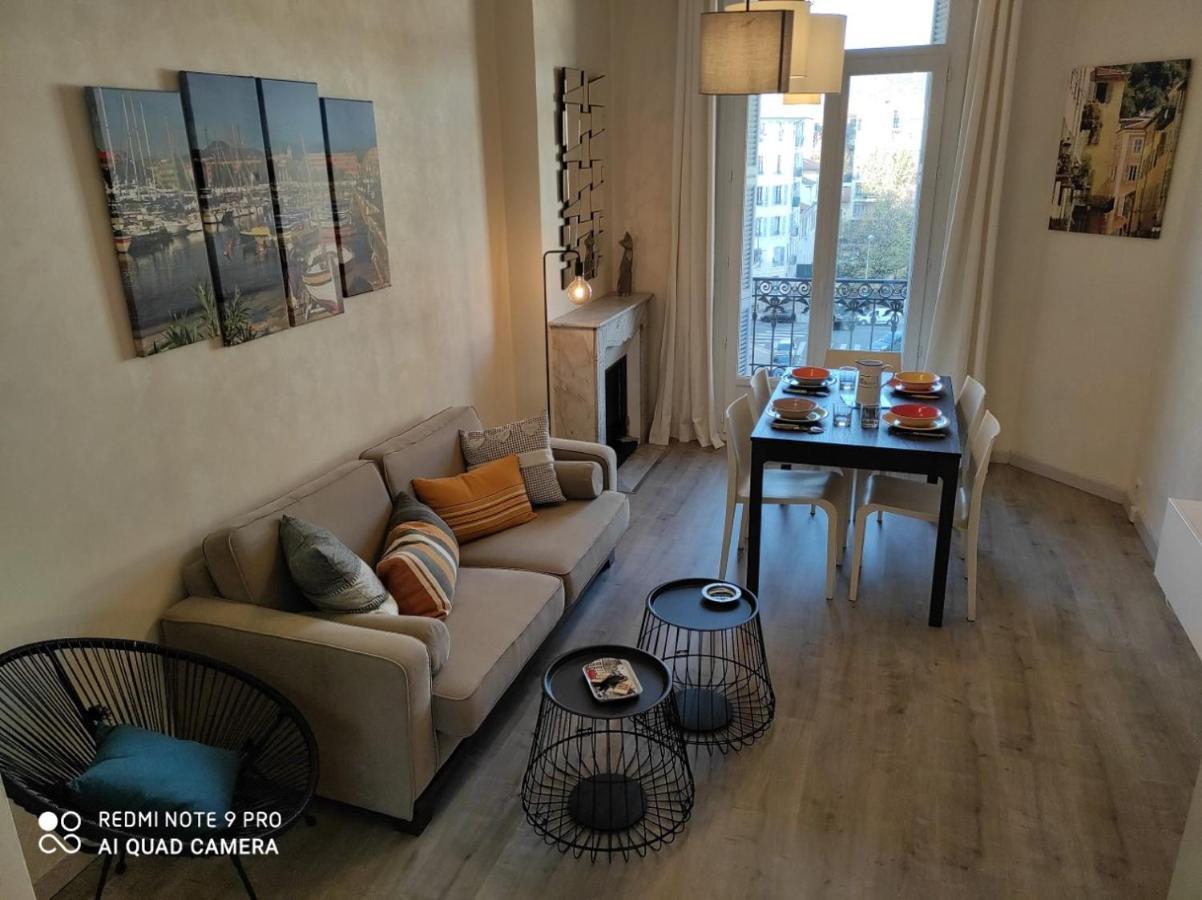 Pretty And Quiet Top Floor 2 Bedroom Flat In The Port Area Of Ницца Экстерьер фото